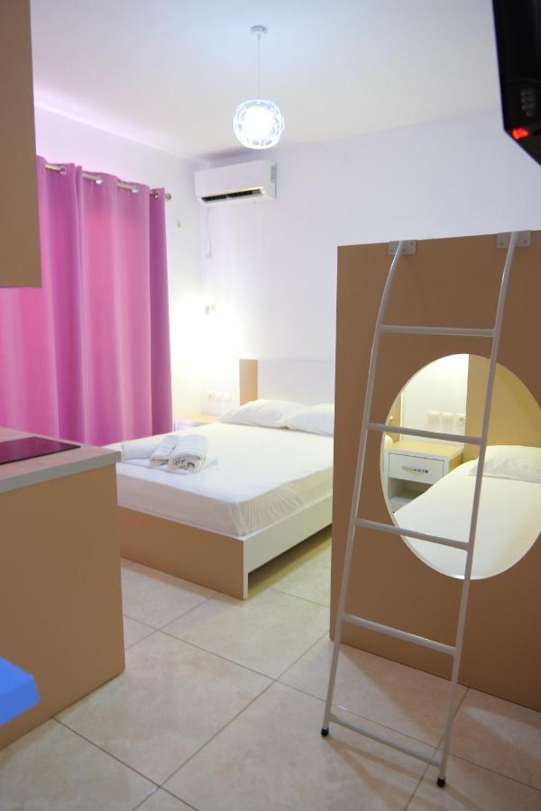 Aparthotel Vila Unique Ksamil Exterior foto