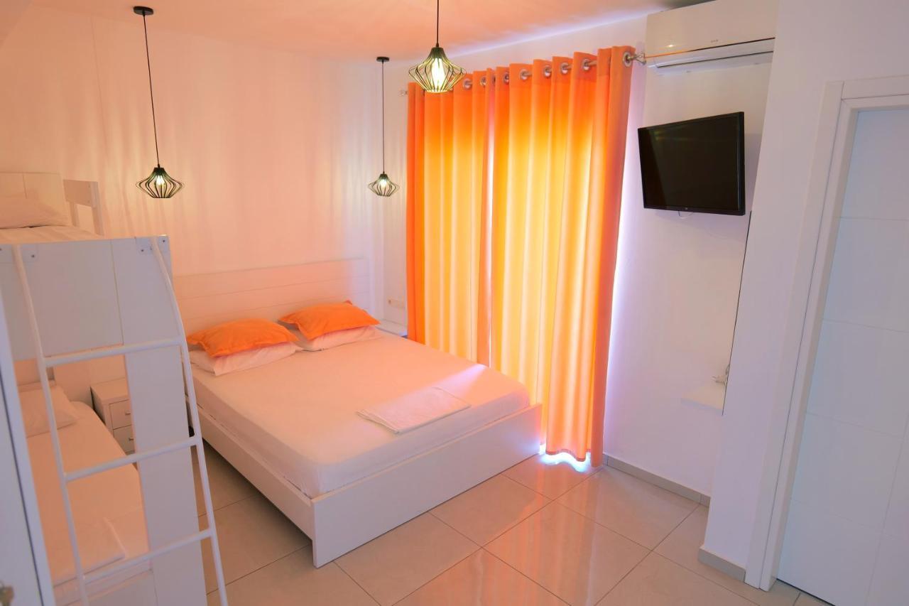 Aparthotel Vila Unique Ksamil Exterior foto